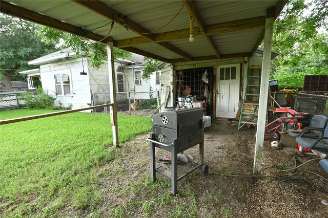 3815 7th Street, Greenville, TX 75401