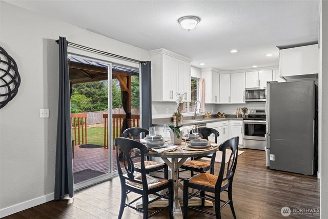 20910 111th Street Ct E, Bonney Lake, WA 98391