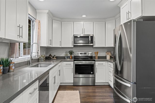 20910 111th Street Ct E, Bonney Lake, WA 98391