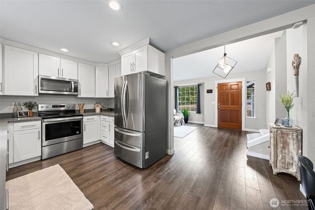 20910 111th Street Ct E, Bonney Lake, WA 98391