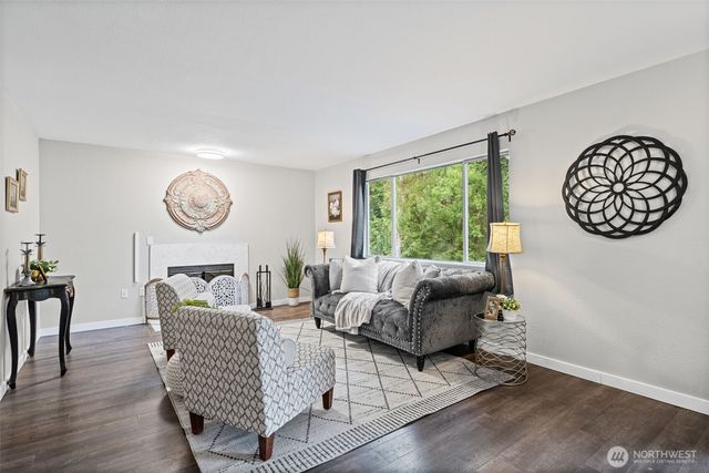 20910 111th Street Ct E, Bonney Lake, WA 98391
