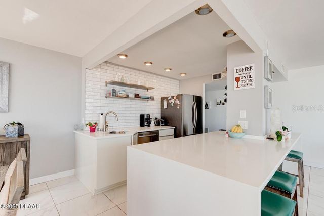 2828 N ATLANTIC AVENUE 302, Daytona Beach, FL 32118