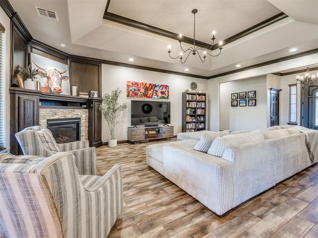 9112 SW 36th Street, Mustang, OK 73179