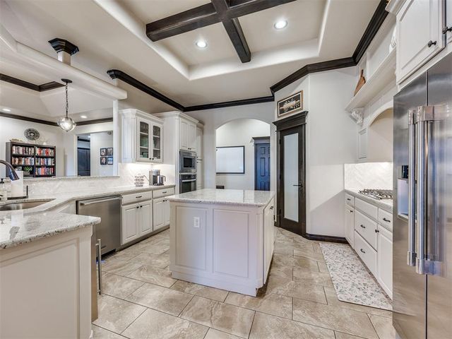 9112 SW 36th Street, Mustang, OK 73179