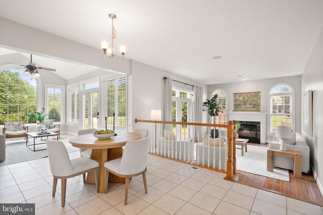 11489 POTOMAC HEIGHTS LN, Lovettsville, VA 20180