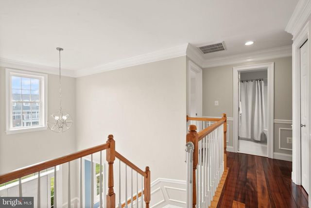 11489 POTOMAC HEIGHTS LN, Lovettsville, VA 20180