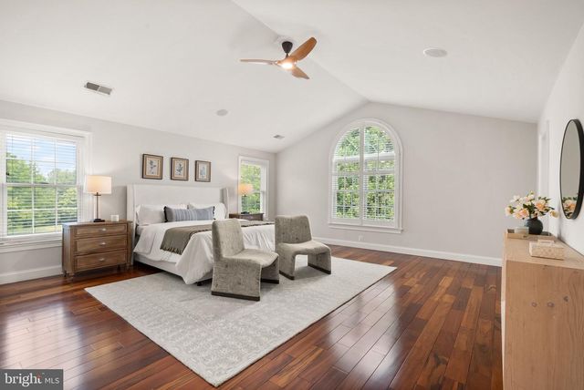 11489 POTOMAC HEIGHTS LN, Lovettsville, VA 20180