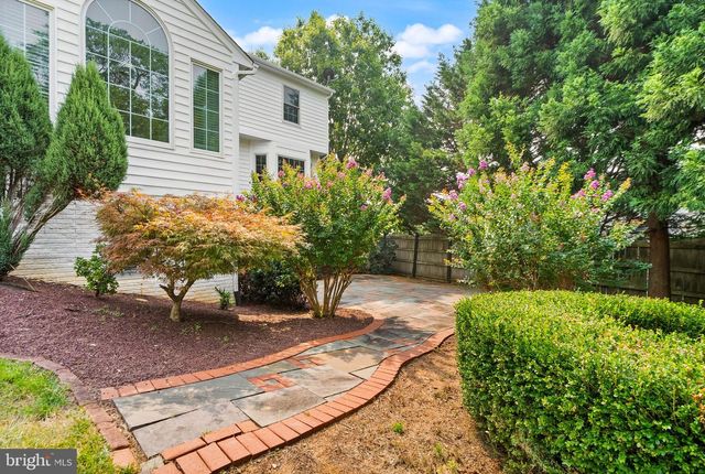 11489 POTOMAC HEIGHTS LN, Lovettsville, VA 20180