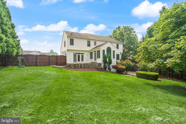 11489 POTOMAC HEIGHTS LN, Lovettsville, VA 20180