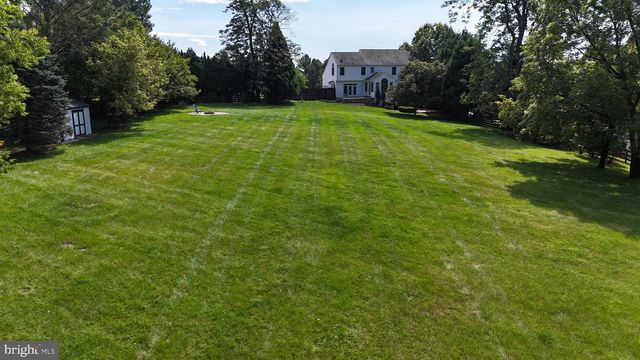 11489 POTOMAC HEIGHTS LN, Lovettsville, VA 20180