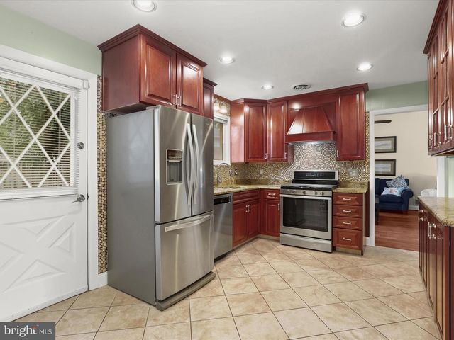 8407 STEVENSON RD, Baltimore, MD 21208