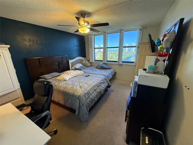 3375 N Country Club Dr 1005, Miami, FL 33180