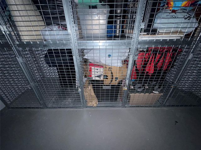 3375 N Country Club Dr 1005, Miami, FL 33180