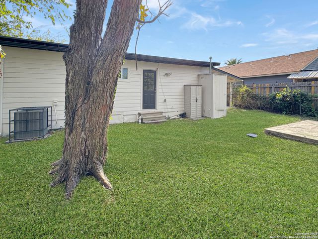 723 Paso Hondo, San Antonio, TX 78202