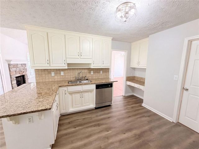 1396 Bramlett Forest Court, Lawrenceville, GA 30045