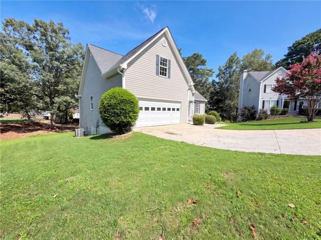 1396 Bramlett Forest Court, Lawrenceville, GA 30045