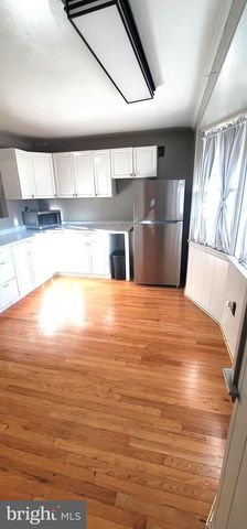 7008 BERKSHIRE DR, Temple Hills, MD 20748