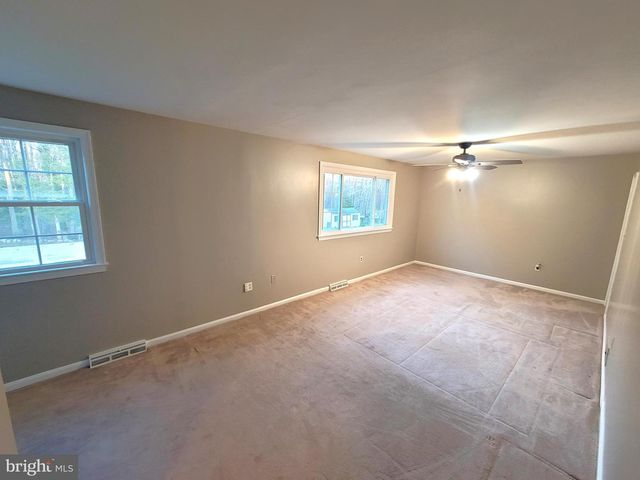 7008 BERKSHIRE DR, Temple Hills, MD 20748