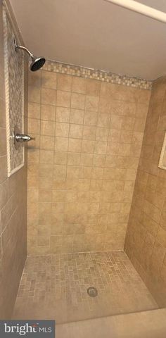 7008 BERKSHIRE DR, Temple Hills, MD 20748