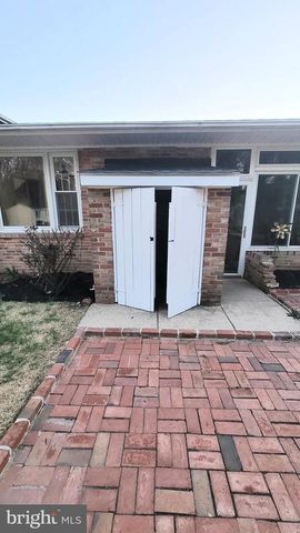 7008 BERKSHIRE DR, Temple Hills, MD 20748