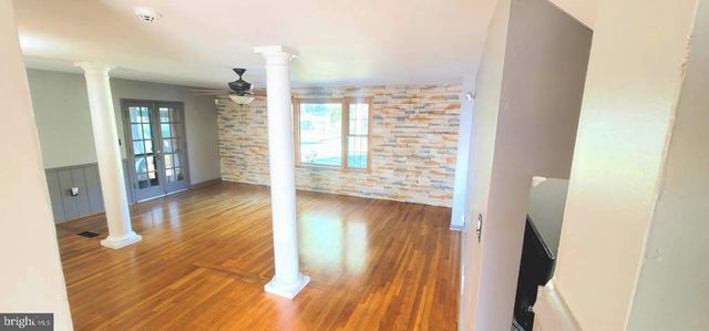 7008 BERKSHIRE DR, Temple Hills, MD 20748