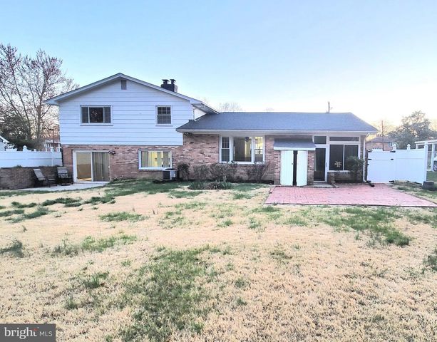 7008 BERKSHIRE DR, Temple Hills, MD 20748