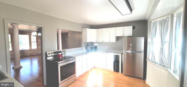 7008 BERKSHIRE DR, Temple Hills, MD 20748