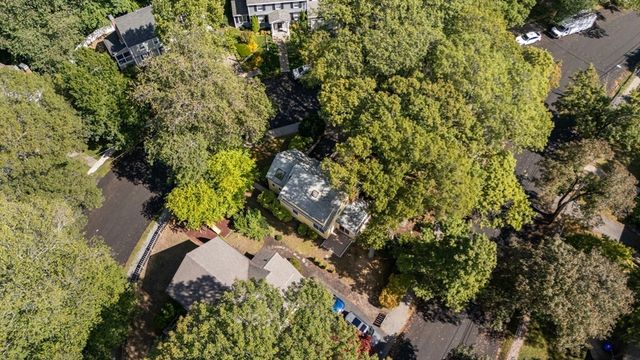 70 Craftsland Rd, Brookline, MA 02467