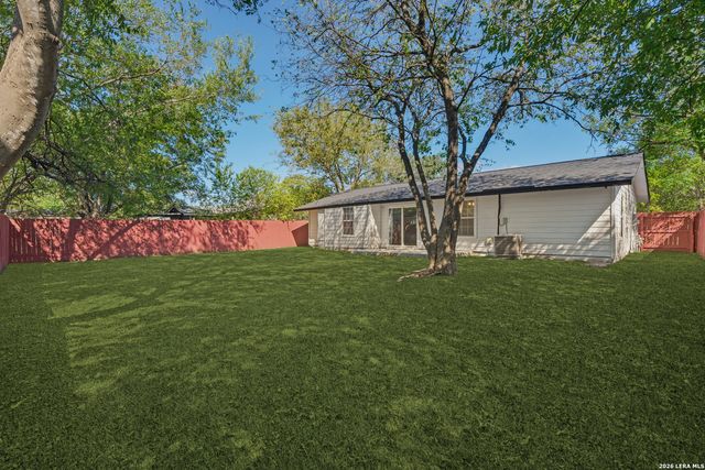 7334 GLEN BRK, San Antonio, TX 78239