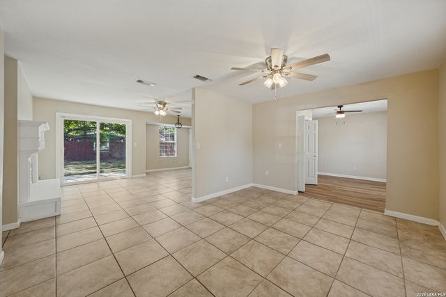 7334 GLEN BRK, San Antonio, TX 78239
