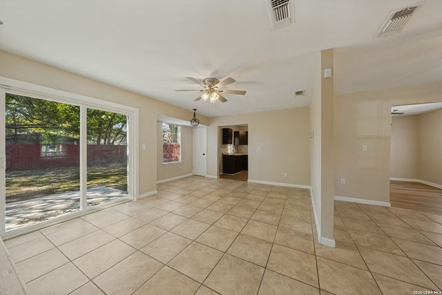 7334 GLEN BRK, San Antonio, TX 78239
