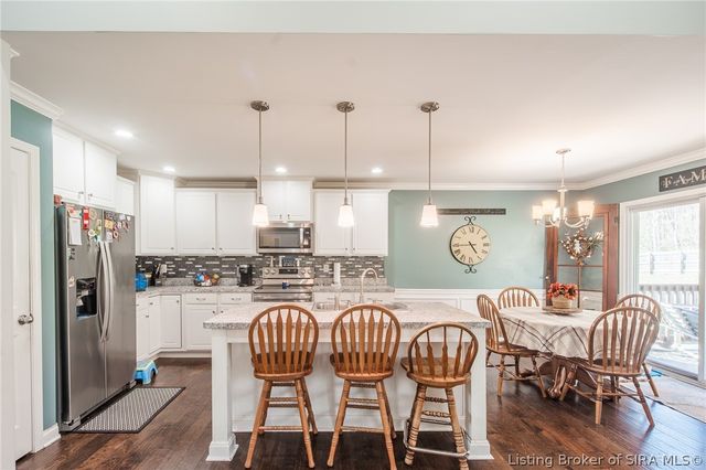 2631 Crescent Hill Drive, Corydon, IN 47112