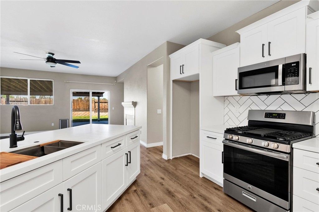 Image 21 of property listing at 13003 Marquette Court, Victorville, CA 92392