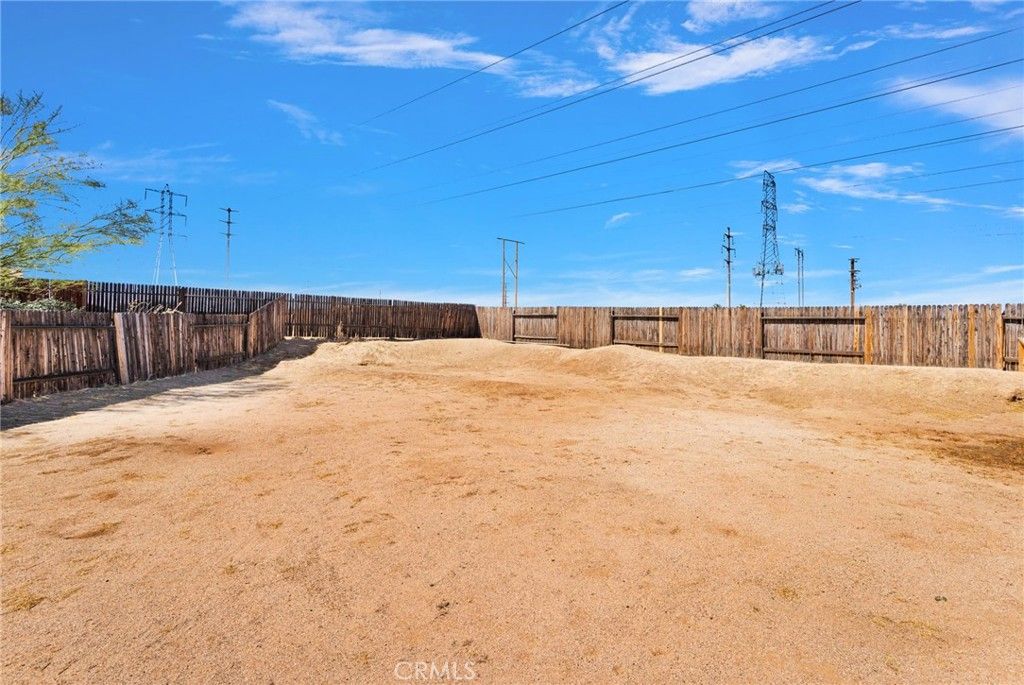 Image 55 of property listing at 13003 Marquette Court, Victorville, CA 92392