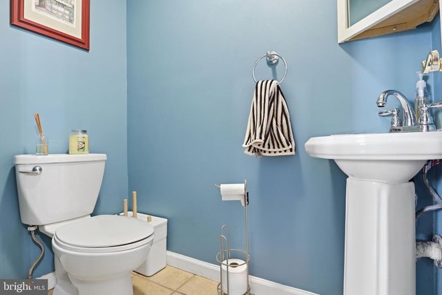 3 BETH ANN, Ewing, NJ 08638