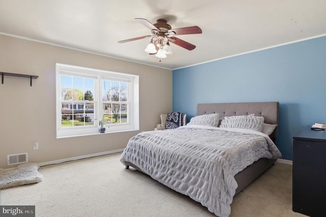 3 BETH ANN, Ewing, NJ 08638