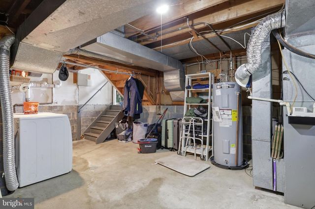 3 BETH ANN, Ewing, NJ 08638