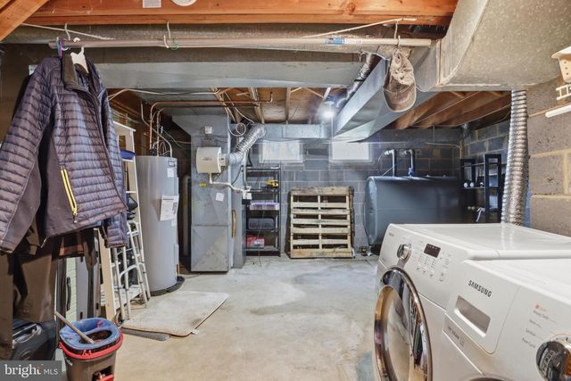 3 BETH ANN, Ewing, NJ 08638