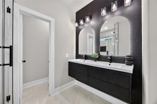 3804 & 3806 Sayers Street, Houston, TX 77026