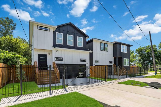 3804 & 3806 Sayers Street, Houston, TX 77026