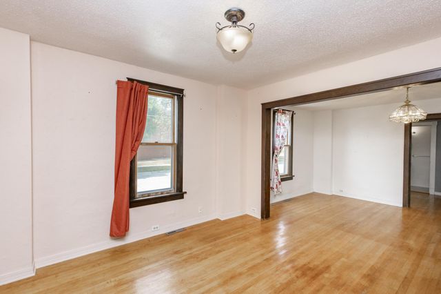723 6th Avenue N, Fargo, ND 58102