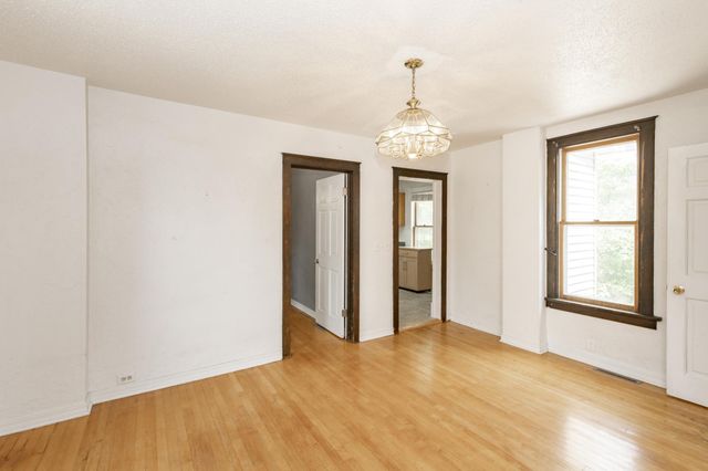 723 6th Avenue N, Fargo, ND 58102