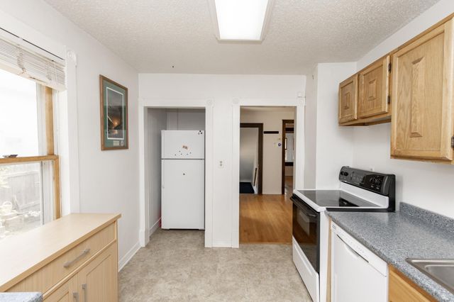 723 6th Avenue N, Fargo, ND 58102