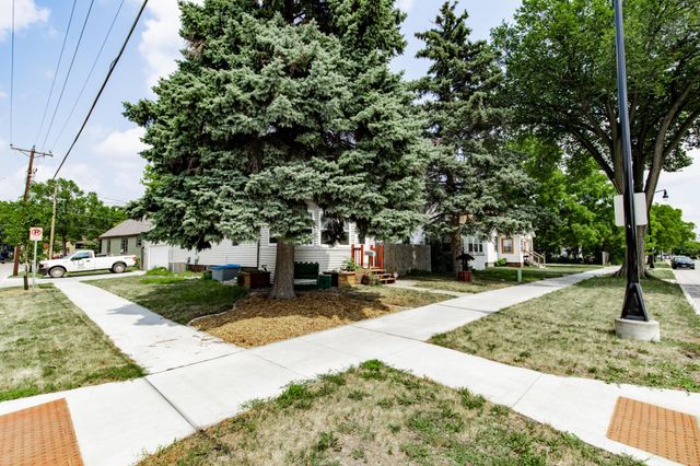 723 6th Avenue N, Fargo, ND 58102