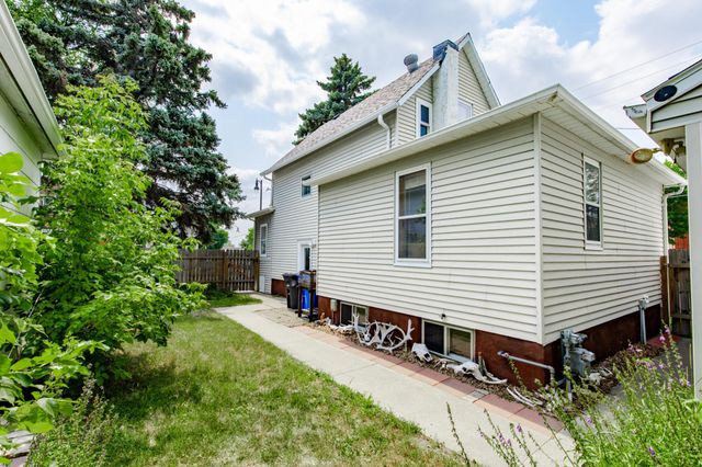 723 6th Avenue N, Fargo, ND 58102