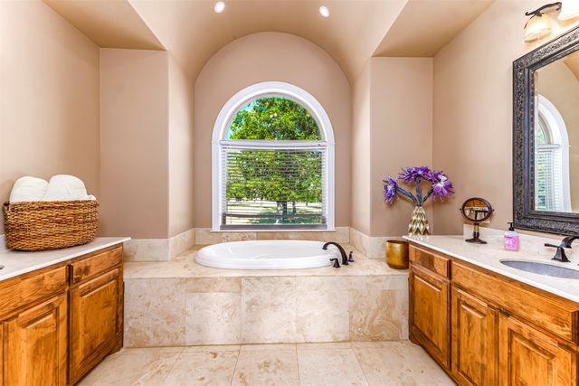 223 E Bay Drive, Bridgeport, TX 76426