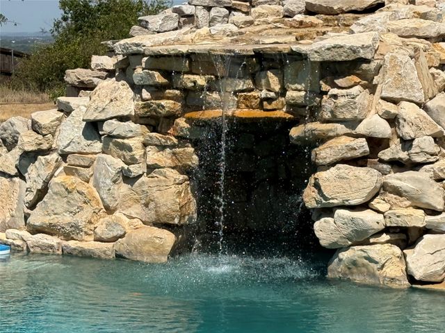 223 E Bay Drive, Bridgeport, TX 76426