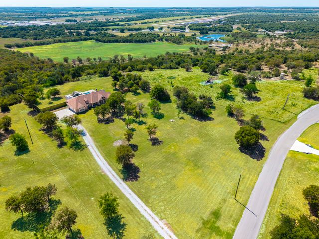 223 E Bay Drive, Bridgeport, TX 76426