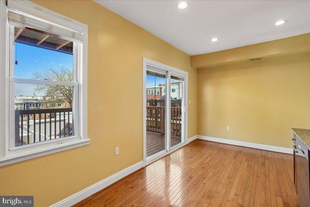 415 EMERSON ST NW, Washington, DC 20011