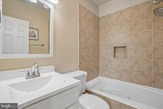 415 EMERSON ST NW, Washington, DC 20011